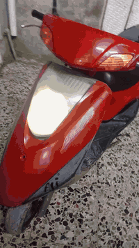 سلام عليكم بريز ياباني دراجة ناعمة مكينة ماتسمع صوت دراجة شلعة ومعدل لا تبخير ولا تنقيص هندر سلف ماعرف ليش مايشتغل كهربيات شغالة كفرات نضافة ٧٠ بل مية  مكاني مدينة الصدر شارع الداخل سعرهة ٤٠٠ فقط الشراي يتصل واتساب ***********
