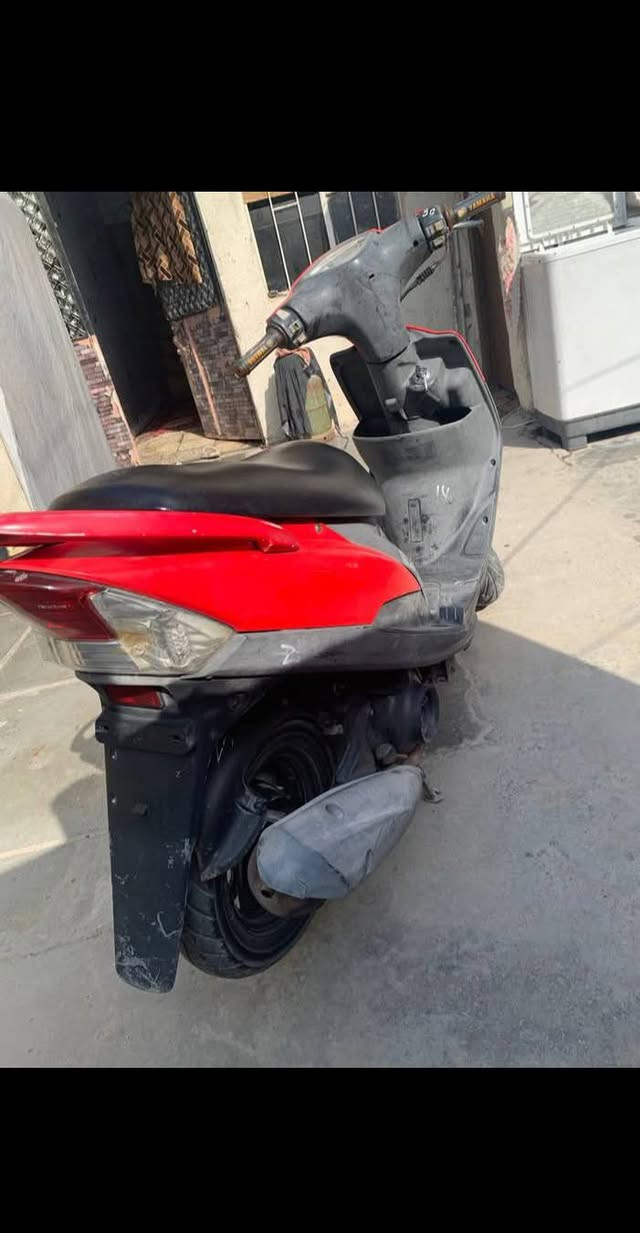 سلام عليكم شباب دراجه ماكس عدله مال رمه مابيه اي نقص البيع *********** بكان حي
