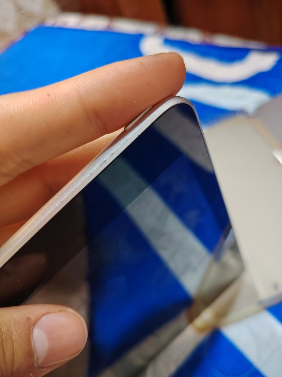 السلام عليكم ايباد 9 ذ 64 مستعمل قليل بعده بالضمان البطاريه ما فاحصها بي فقط خدشين الي بالصوره مع كارتون وشاحن وكفر مكاني بغداد الدوره السعر ب 300 وبي مجال لطيبين


**إذا كنت صاحب هذا الإعلان وتريد حذفه لأي سبب، رجاءا أرسل رسالة إلى الدعم الفني**