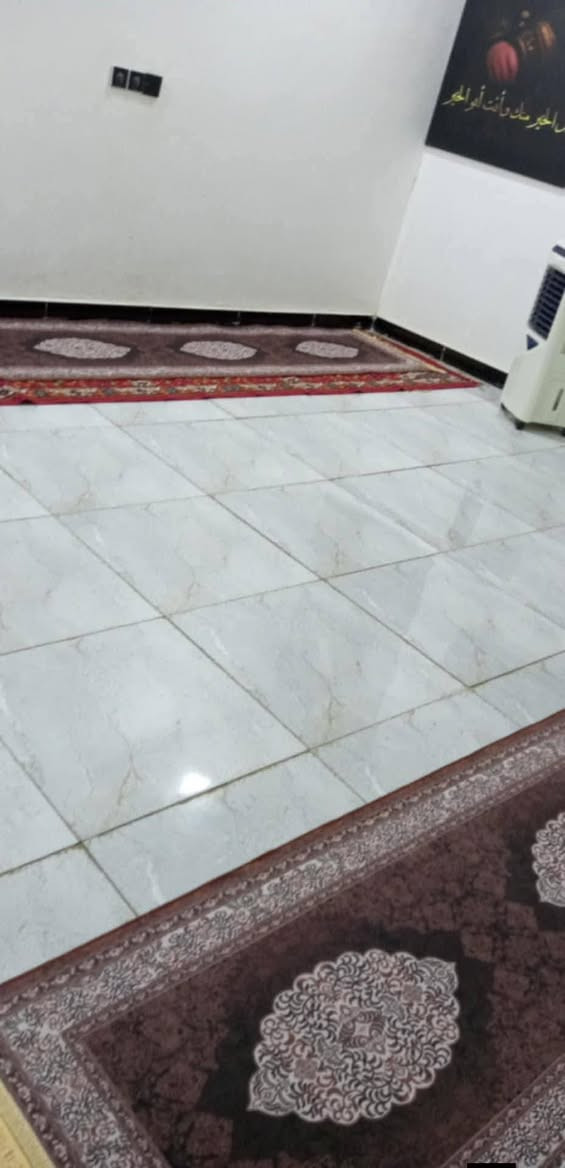 دار للبيع حي العامل طريق سنيه نزلت المدارس خدمات كامله تبليط مدارس بتدائيه ومتوسطه ومستوصف مساحه 200 متر بي بناء غرفتين وصاله ومطبخ وصحيات داخل وخارج وبي ساحه جبيره سعره 28قفل بدون معامله


**إذا كنت صاحب هذا الإعلان وتريد حذفه لأي سبب، رجاءا أرسل رسالة إلى الدعم الفني**