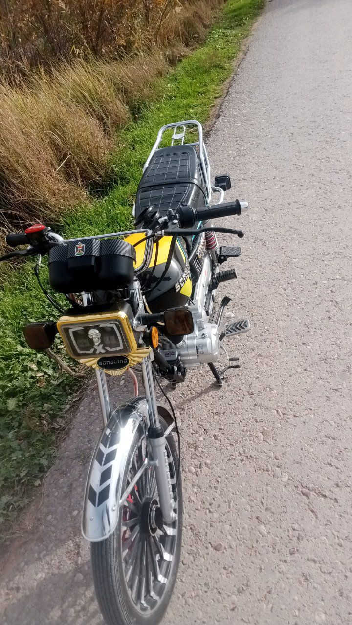 سلام عليكم درجه سيفون موديل 25 محرك 200 كله شغال برغي واحد مامفتوح بيهة بعدهة مال شركه مكاني ديالى ناحيت كنعان  السعر 800وبيه مجال لاتصال ‏‪***********‬‏
