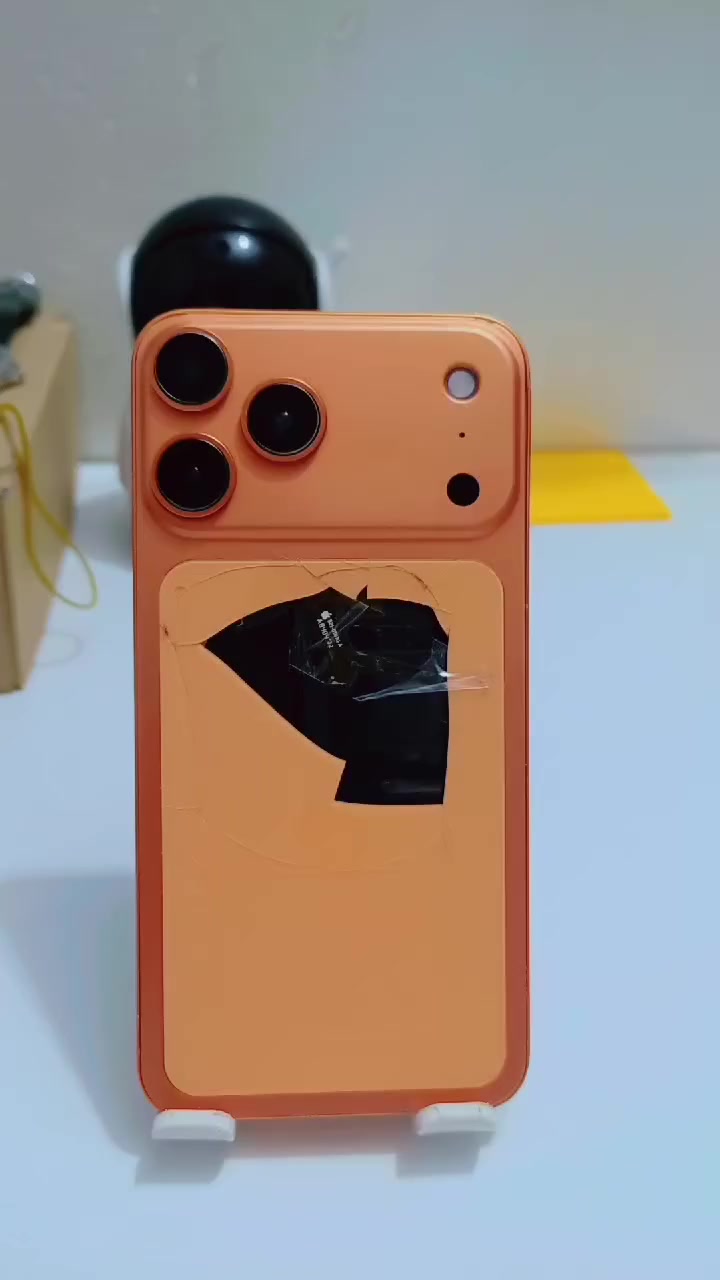 السلام عليكم 💙
ايفون اكس ماكس محور 17 برو
IPhone X max
النظافة كدامكم
لون برتقالي
ذاكرة 64
الجهاز مستبدل بطارية تقرة 100%
بصمه الوجه لا تعمل
الجهاز سيمكارت شغال وصوت شغال الكامره بيها غواش بسيط و ازرار الصوت لا تعمل 
التفاصيل كلها داخل الفيديو 
الملحقات كيبل شحن جديد فقط
رحمه لهلك شوف التفاصيل كلها ورحمه لهلك لا تكتب سعر بالتعليقات ورحمه لهلك لا تحجز اذا ما متأكد
السعر 135 الف مع التوصيل نهائي ثابت ✅
رقمي *********** واتساب
عنواني محافظة واسط ❤️
توصيل موجود لجميع المحافظات مجاني ✅

رجاءاً ما عجبك المنشور اعبر وما اقبل اي شخص يكتب سعر بالتعليقات تريد تعامل الخاص موجود او واتساب واخليك على راسي 🙏
الجهاز ب 120 ما يرهم
