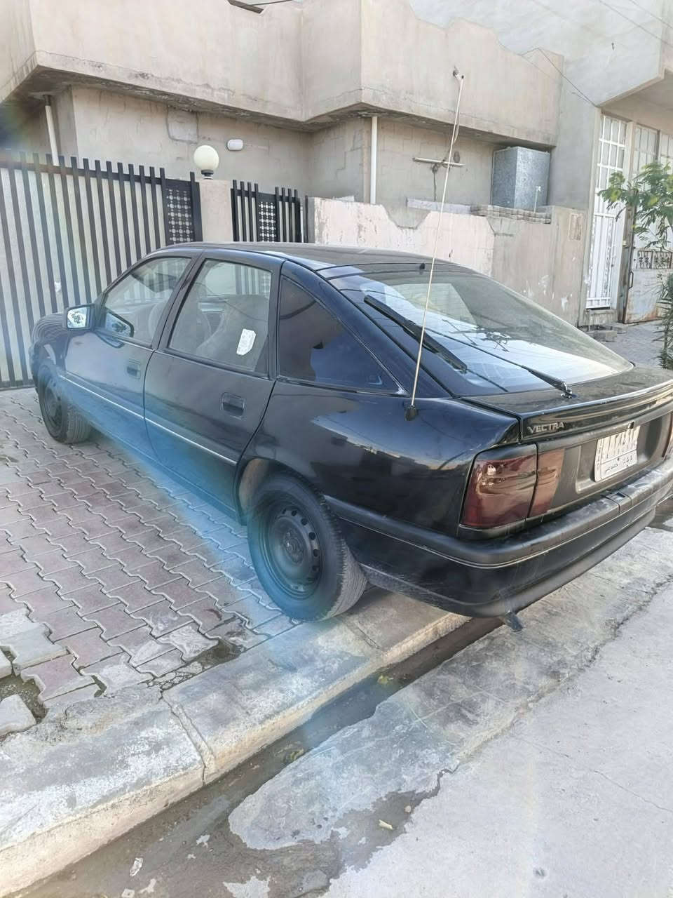 سياره موديل ١٩٩٠
گير عادى
محرك ٢٠ بل شرط
صبغ عام للجماليه
رقم كركوك
سنويه جديد مشروع وطنى
بطاقه بنزين بيها
سعر ٣٣ بيها مجال
رقم موبايل ***********
مكانى كركوك
