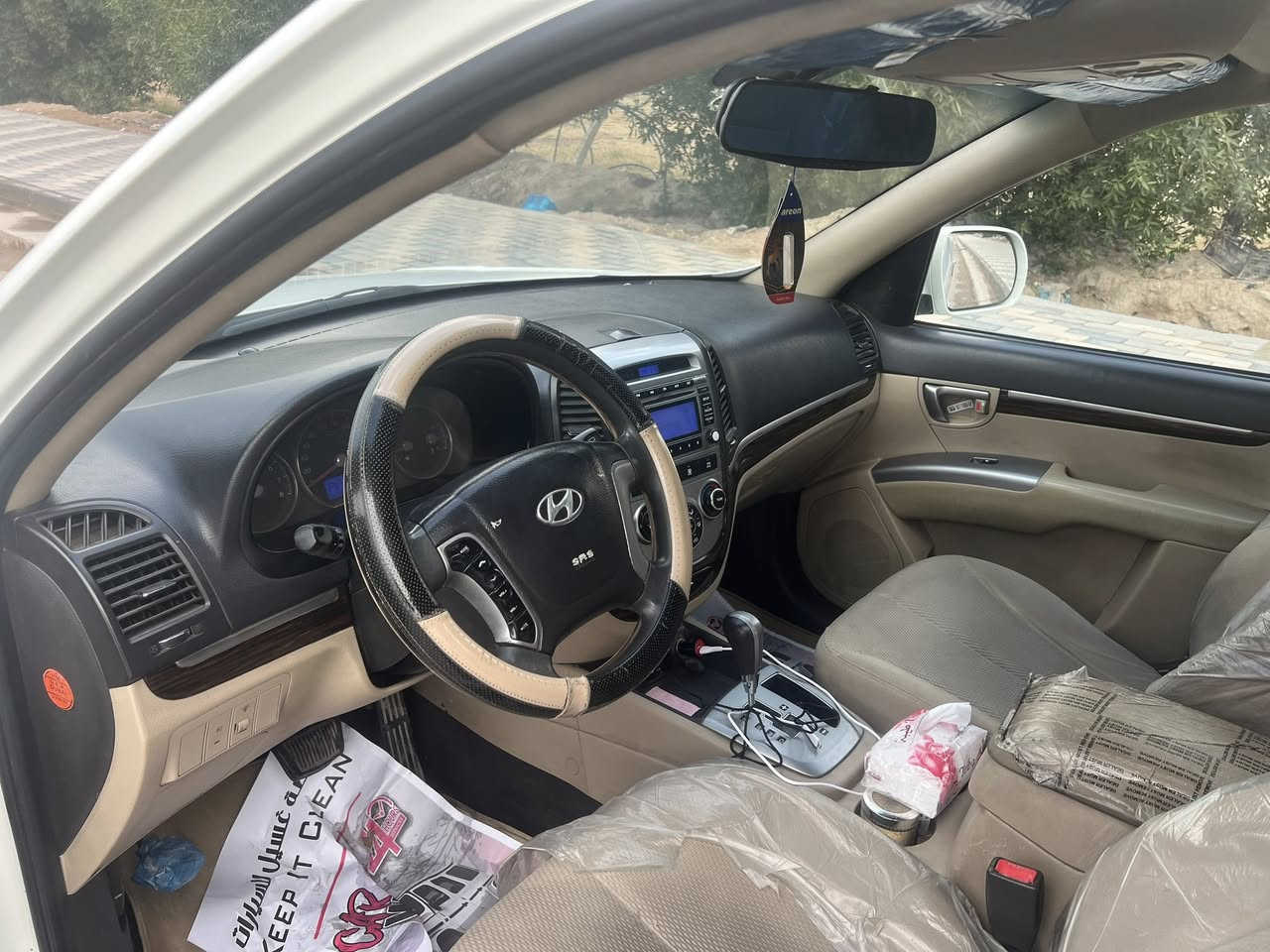 سلام عليكم
سنتافي 2011 اربيل 

مكينه وكير كفاله 

فول موصفات 

4 سلندر 

٧ راكب 

٣ قطع تبريد 

حساس 

سياره جديده واحلى من الصور بيه بارد بل باب عكس السايق
مكان السياره النجف

السعر138 او بيها مجال قليل

اتصال علا الرقم ***********
