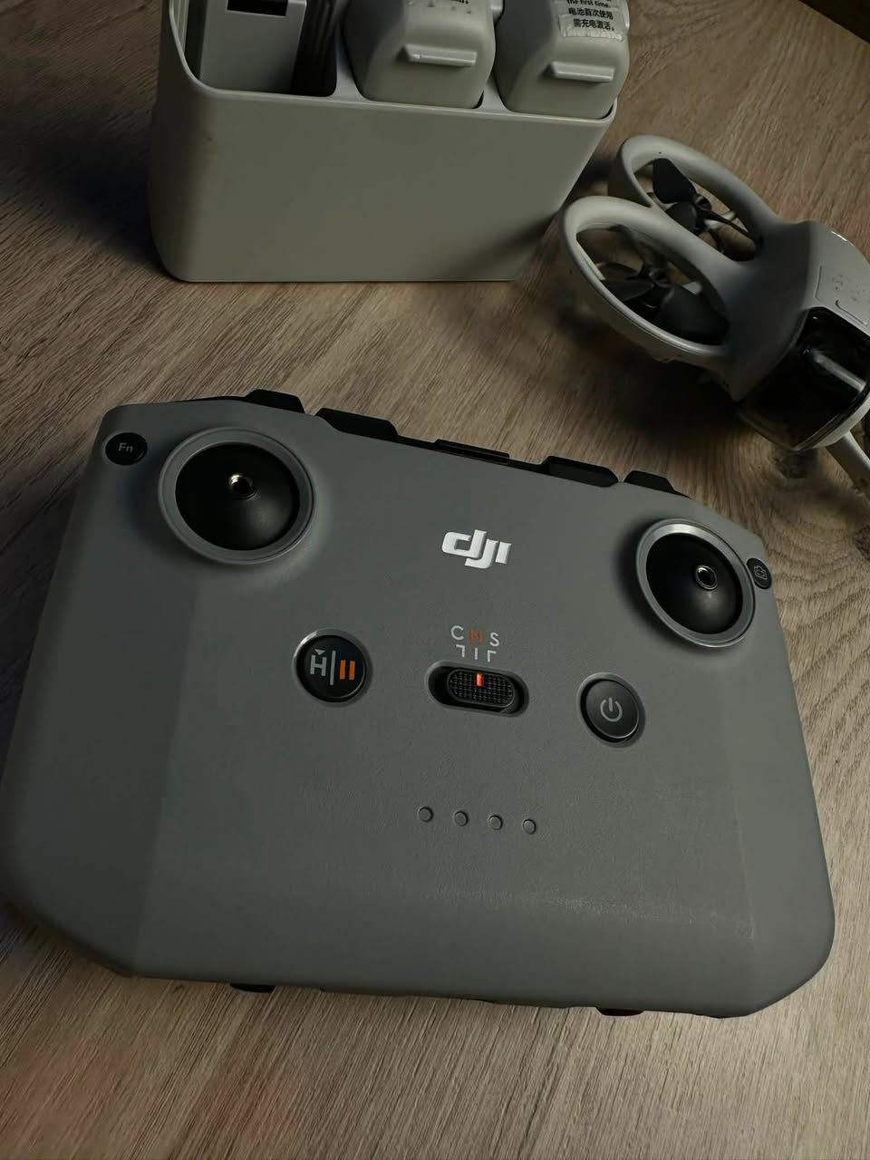 Dji neo
کەم ئیشی کردوە 
نەکراوەتەوە ✅ 
باندی لەسەر نییە✅
دوو پاتری✅ 
نرخی 550,000iQ
لتوصیل گەیاندن
کرکوک هەولیر سلیمانی


**إذا كنت صاحب هذا الإعلان وتريد حذفه لأي سبب، رجاءا أرسل رسالة إلى الدعم الفني**