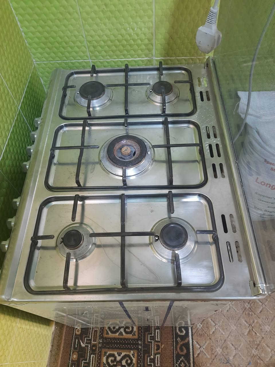 طباخ نضيف 300 سعره
وغساله سعره125 وعلى الضمان


**إذا كنت صاحب هذا الإعلان وتريد حذفه لأي سبب، رجاءا أرسل رسالة إلى الدعم الفني**