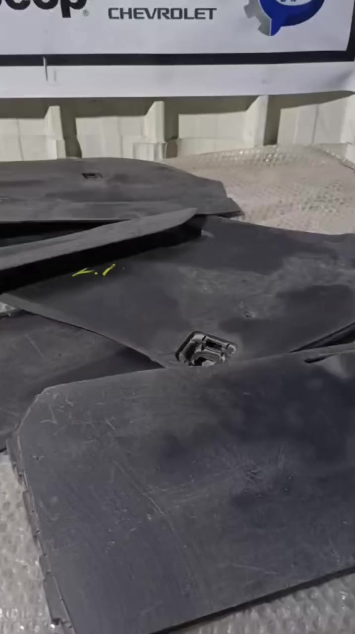 ✨ يتوفر لدينا كفرات جانبيه لكافة السيارات الامريكيه: ✨
​🔹 بلايزر 🔹
🔹 دوج هورنيت 🔹
🔹 سلفرادو 🔹
🔹 اكاديا 🔹
🔹 اكونيكس 🔹
🔹 جيب (شكل قديم / شكل جديد) 🔹
🔹 ترافرس 🔹
🔹 كانيون 🔹

🔹  تفصيخ نظيف ومضمون 🔹🚗 تفصيخ حديث – كل القطع متوفرة:

🔧 محرك | كير | دعاميات | لايتات | جاملغات | شاشة | أبواب | كهربائيات| طبلات | دبلات | حداديه | 

كل انواع التفصيخ متوفر  لجميع السيارات ألامريكيه🔧---🐋 الحوت الامريكي
 
 🐋تجارة قطع غيار السيارات الامريكيه والهايبرد كافة✔️

 تفصيخ مباشر ✔️ فحص شامل لكل القطع✔️ أسعار مناسبة وجودة مضمونة✔️

 شحن متوفّر لجميع المحافظات📍 

العنوان:بغداد – سريع الدورة📍 مجاور بانزينخانة لؤلؤة بغداد ⛽(500 متر داخل الخدمي)

📞 للتواصل والاستفسار:📲***********📲*********** ---💬 

ا تدوخ ولا تحتار… يم الحوت تعال اختار!الجودة، الثقة،

 والخدمة كلها بمكان واحد 💯📢 تابع صفحتنا لكل جديد

 من السيارات المفصخة والقطع المتوفرة يومياً🔁 

شارك المنشور ويا أصدقائك وخلّي الجميع يستفاد!---

#الحوت_الامريكي #تفصيخ_بغداد #GMC #قطع_غيار_أصلية #شوفرليت #رانكلر #سلفرادوا #العراق #بغداد #سريع_الدورة #ترند #بغداد_عشق_لا_ينتهي
