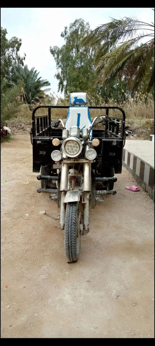 السلام عليكم البيع 
ستوته امتار 19
اوراق اصولي مكفوله كفاله عامه شاصي مكفول من كلشي 
المكان الرميثه ***********
