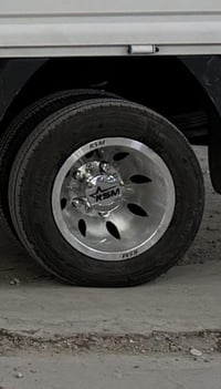 للبيع وياله تخم كروم اصلي خلفي 13 امامي 15 بدون عواج بدون فطر نضاف مكا...