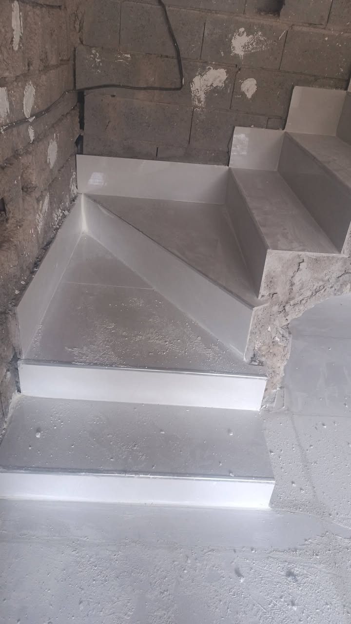 سلام عليكم اسطه سيراميك متفرغ حالين
***********
