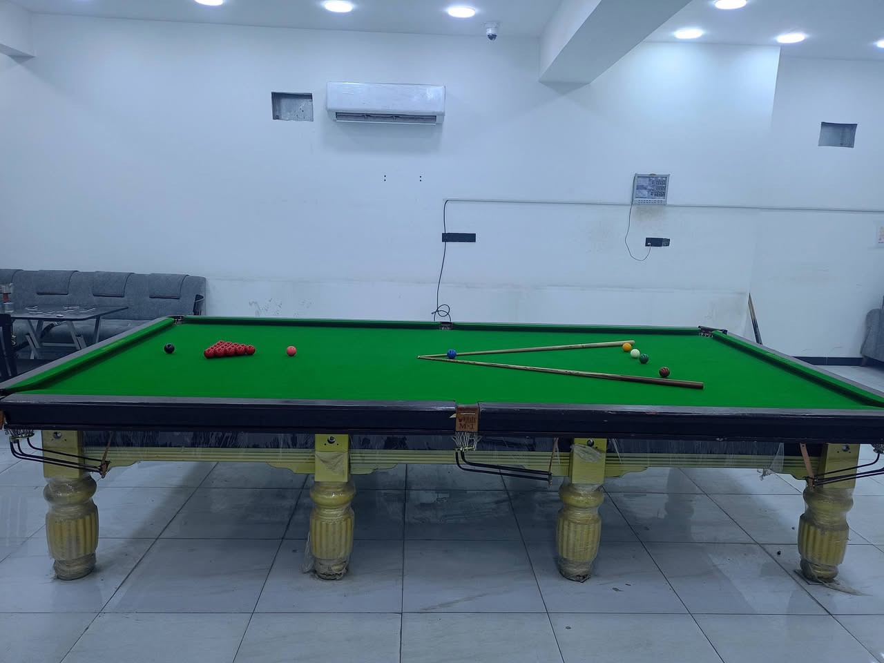 سنوكر ويركه ميز نضيف قيم وخذ لميز منصوب تشوفه بعينك وتفحصه يله تشتري مكاني بغداد حي  النصر ***********
