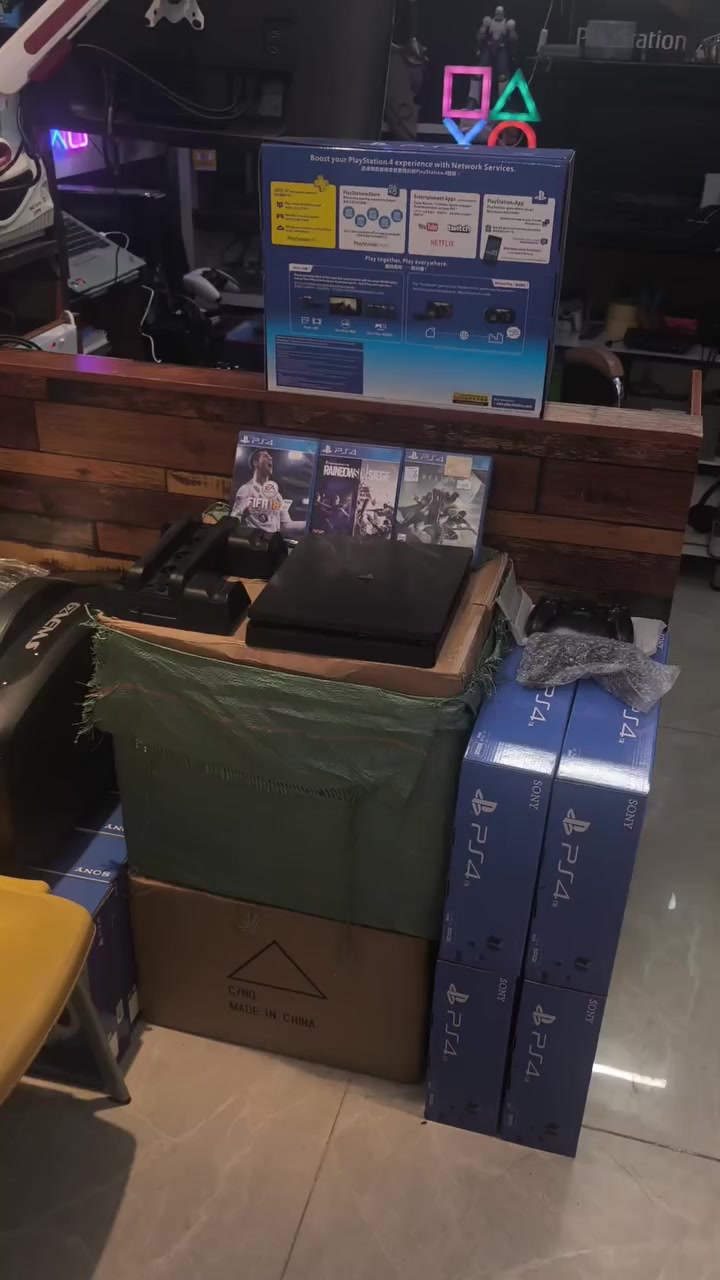 ملاحظة:-
الوصف داخل الفيديو شباب .
العنوان بغداد حي القاهرة نهاية شارع الدلفية او المعلمين قرب كرار فون للاتصالات .
***********/واتساب 
متوفر خدمة توصيل بغداد والمحافظات المجاورة .
