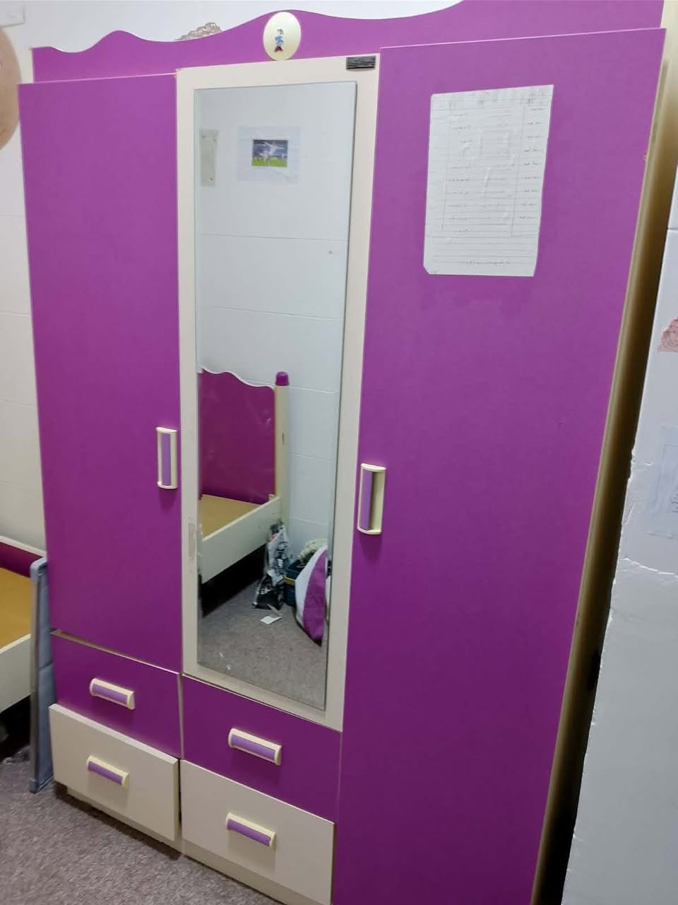 ئەم ژوری نوستنە بۆ فرۆشتن لەگەڵ دودۆشەكەكە
110هەزار
هەڵەبجەی شەهید
Re


**إذا كنت صاحب هذا الإعلان وتريد حذفه لأي سبب، رجاءا أرسل رسالة إلى الدعم الفني**