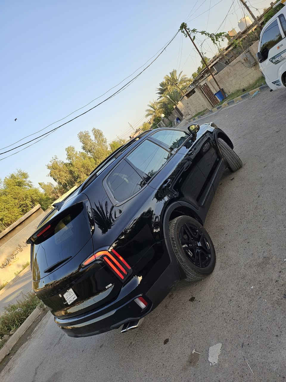 تولورايد 2025 اكس لاين فول وزيرو ماشيه 3لاف
مرقم واسط. شهداء وكاله عامه تستلم 
حادث موضح بل صور جاملغ خلفي صبغ وامامي بارد

السعر 263 ورقه مجال بسيط  اسعار مناسبه

***********

***********
المواصفات 
1 بصمه تشغيل وابواب 
2 فتحه سلايد 
3 انضمه قياده ماوس 
4 تدفئه كشنات 
5 شاشه كبيره 
6 كاميرا دوراه 
7 حساسات خلفيه 
8 رادار امامي وتوقف ذاتي 
9 شاحن واير ليس
10 كشنات جلد منفصل في اي بي
11 كشنات كهرباء 
12 مخارج شحن وكهرباء كل السياره 
13 لدات نهاري 
14 هند بريك بصمه 
15 اوتو هولد 
16 اوتو ستوب 
17 رادارت خلفيه 
18 ستيرن رجاج وتوقف ذاتي بحاله الخطر
19 تحكمات فول 
20 ويل كب الجبير 
21 محرك 3800 
22 داخل اسود
23 شاشه طويله تاب
24 تبريد كشنات 
25 بردات خلفيه
وباقي المواصفات المعروفه  وبل خير للمشتري مقدما
