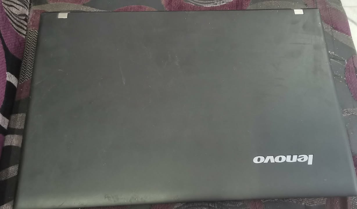 لابتوب لينوفو حجم15.6 للبيع مواصفات
core i3 جيل خامس
رام4
هارد256 kingstone ssd
السعر125 عنواني بغداد الشعلة***********
