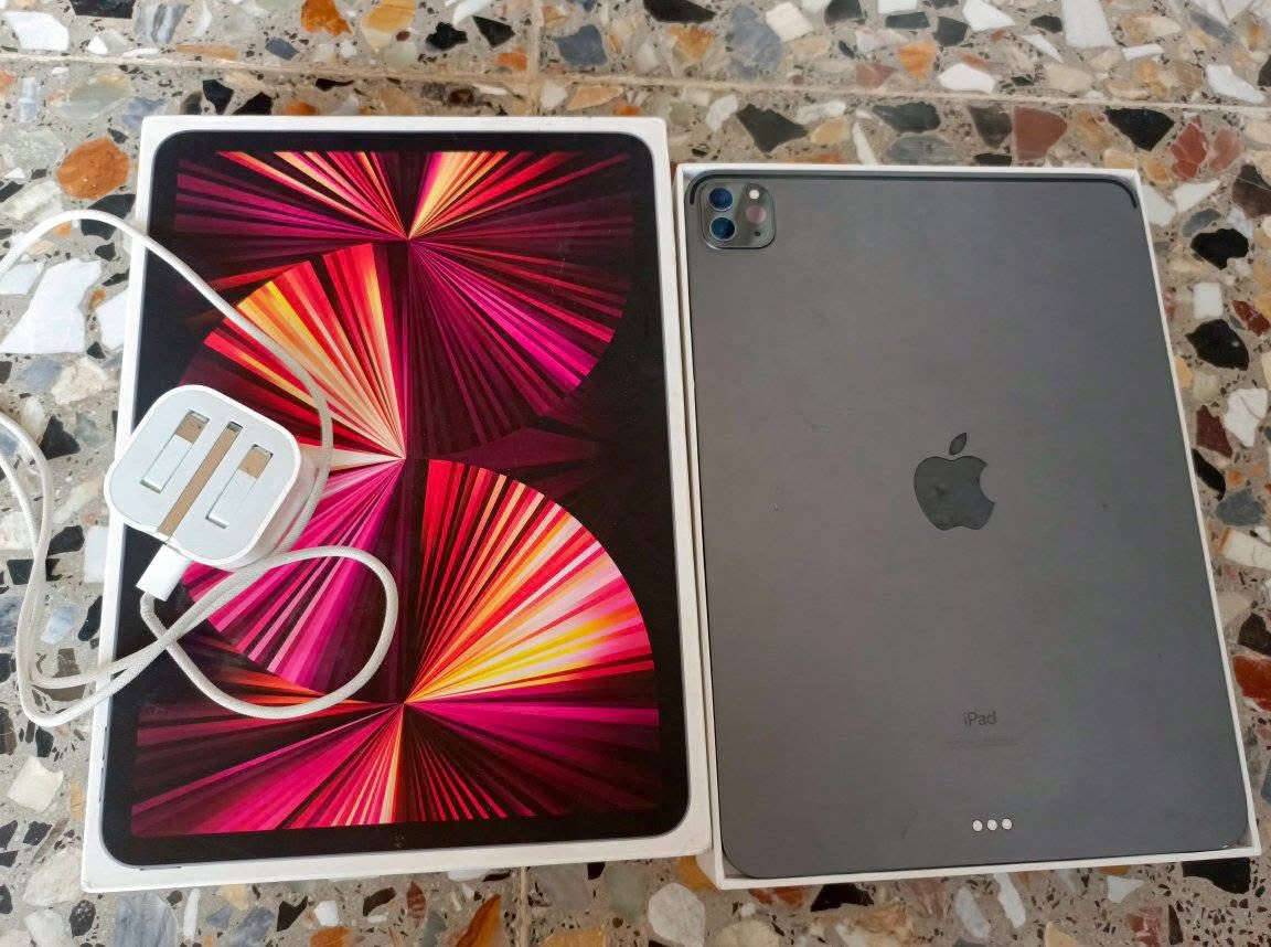 سلام عليكم ايباد 11 برو M1 جيل ال 3 موديل 2021 ذاكره 128 بطاريه 84 كامل ملحقات بس الكارتونه ضاعت مكاني نجف للمراوس فقط


**إذا كنت صاحب هذا الإعلان وتريد حذفه لأي سبب، رجاءا أرسل رسالة إلى الدعم الفني**