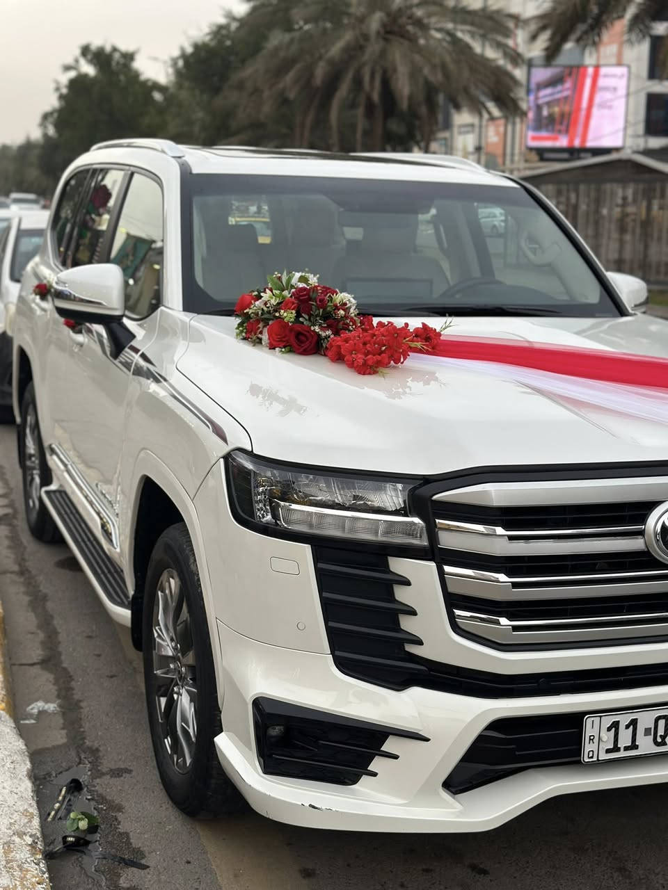 السلام عليكم يابه هاي العروسة للبيع بريميه ماشيه 30 لمتد 5 كامرات سيارة كفاله جديدة وبالعافية للي تصير من نصيبه الله شاهد سيارة عله ايدي من هيه زيرو رايدها ب 70 واللشراي مجال بسيط جدا عنواني بغداد التواصل ***********
