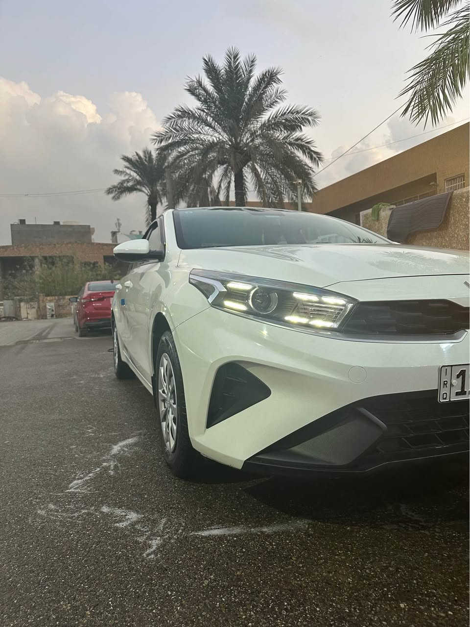 كيا سيراتو خليجي 2024
محرك 2000 دوش
كير AT
المواصفات
شاشة الاصلية البلادية
كاميرا البلادية
زينون
حساسات خلفي
ماشية 30 الف
بيها بارد على كد شبر بالجاملغ
السعر 183 بيها مجال بسيط
*********** بغداد, العراق
