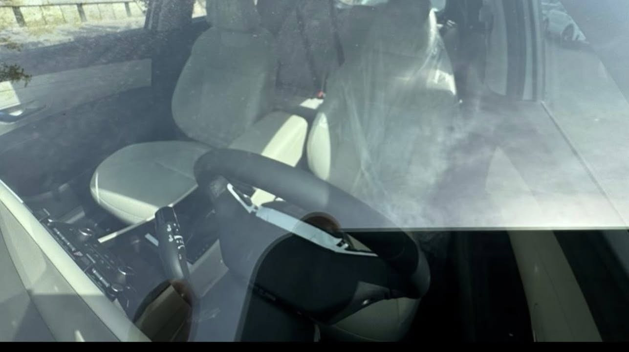 سقف اسود
مكفوله كفاله عامه عامه من الضربه والشخط 
والمعجون والصبغ 
السياره استعمال شخصي 
رقم اربيل شرط التحويل مباشر 
شاشه متصله كبيره تدعم الكار بلي 
ثلاث منافذ تايبسي 
ثلاث وضعيات قياده 
ماشيه 19 الف 
تتفئى تبريد كشنات 
عداد سرعه 
تحديد مسار 
شحن الاسلكي 
لايتات زنون بلادي 
تشغيل عن بعد 
جنطه كهربائيه 
كشنات كهربائيه 
مرايات شفط تلقائي ويه فتحت القفل
AUTO HOLD 
هند بريك كهربائي 
كامره خلفيه 
رادارات جانبيه +رادارات اماميه 
نقطه عمياء 
رقم الهاتف لل استفسار *********** 
السعر 238 وبيها مجال للشراي
