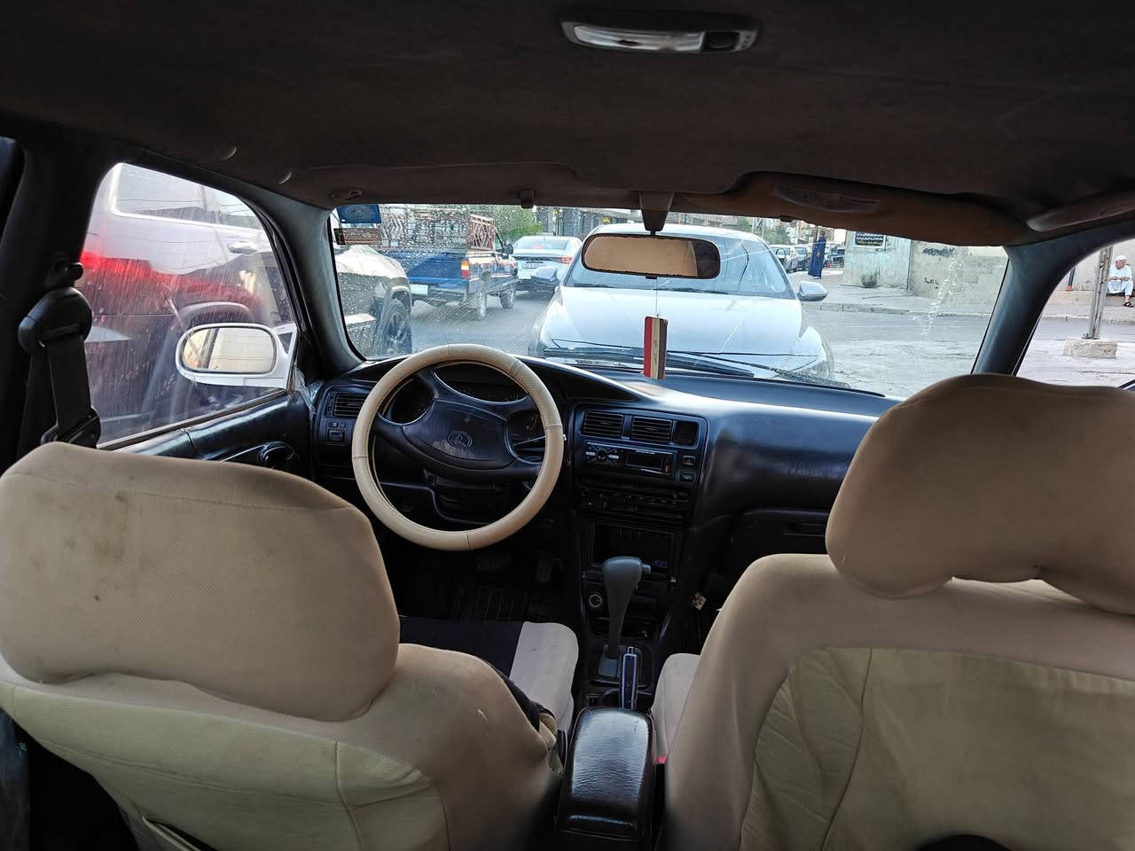 ✨ وصلت حديثاً إلى مكتب رهف 
خلينا نقدم لكم عرضنا المميز لهذا اليوم! 🚘💨
​📋 تفاصيل السيارة:
🔹 السيار 🚗كورلا 
🔹 الموديل: 93
🔹 الوارد: ياباني 
🔹 ناقل ⚙️ خير من الله 
🔹 المحرك:  خير من الله   
  
🔹 الرقم نينوه مصطره
🔹 تبريد شغلا  سيارا حيل حلوه 
​💸 السعر.50 وبيها مجال     
​📍 موقعنا:
الموصل - حي الزنجلي - قرب مول دريم 📍🏢
​⏰ أوقات العمل:
من الساعة 09:00 صباحاً وحتى 10:00 مساءً 🕘🌙
​📞 للتواصل والاستفسار:
يسعدنا استقبال اتصالاتكم المباشرة خلال ساعات العمل:
📲 ***********
📲 ***********
​🌟 مكتب رهف.. اختياركم الأمثل لسيارة العمر! 🌟
