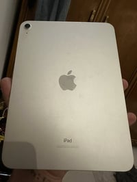 ipad10 جديد كلش استخدام قليل ذاكرة 64 ملحقات كاملة  شاحنة  كڤر والباكي...
