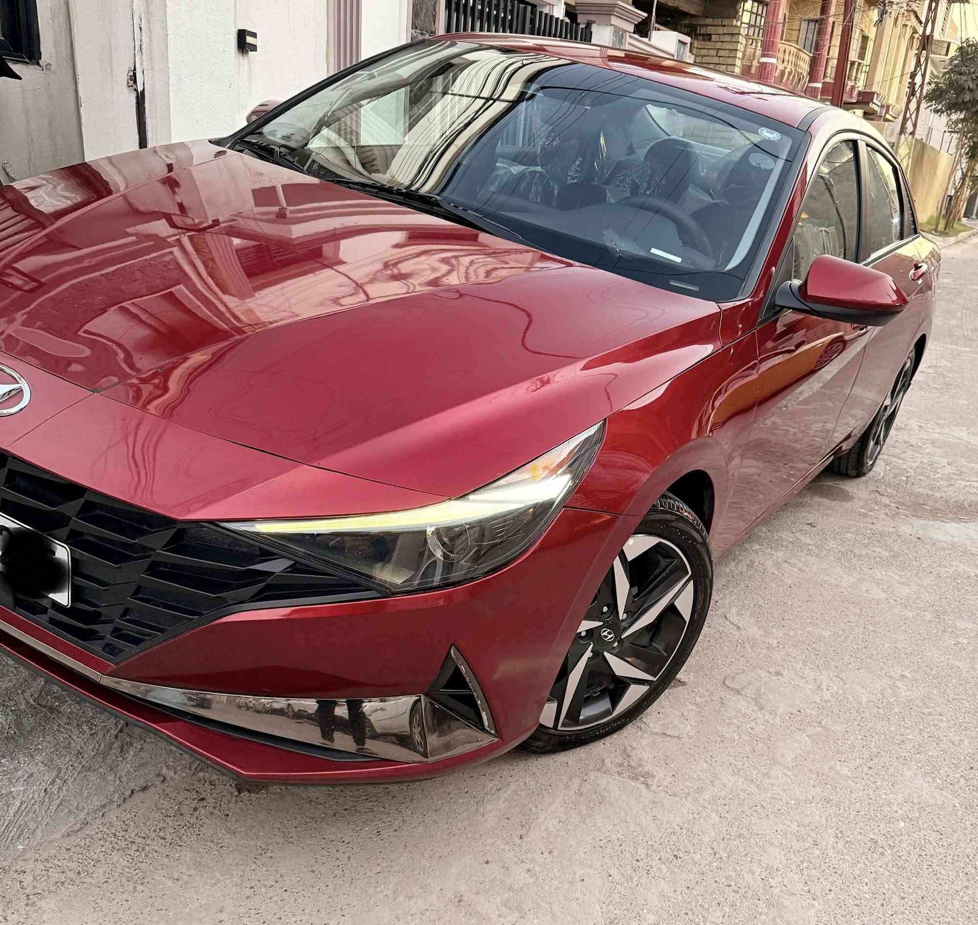 السلام وعليكم للبيع النترا 2023 رقم اربيل
ماشيه 60 الف مايل 
بدون ايرباك صور الحادث مرفقه شاشه الكتروني تدفئه كشنات
رادارات نقطه عمياء والباقي الموصفات معروفه
مكاني بغداد السعر 148 مجال بسيط
***********
