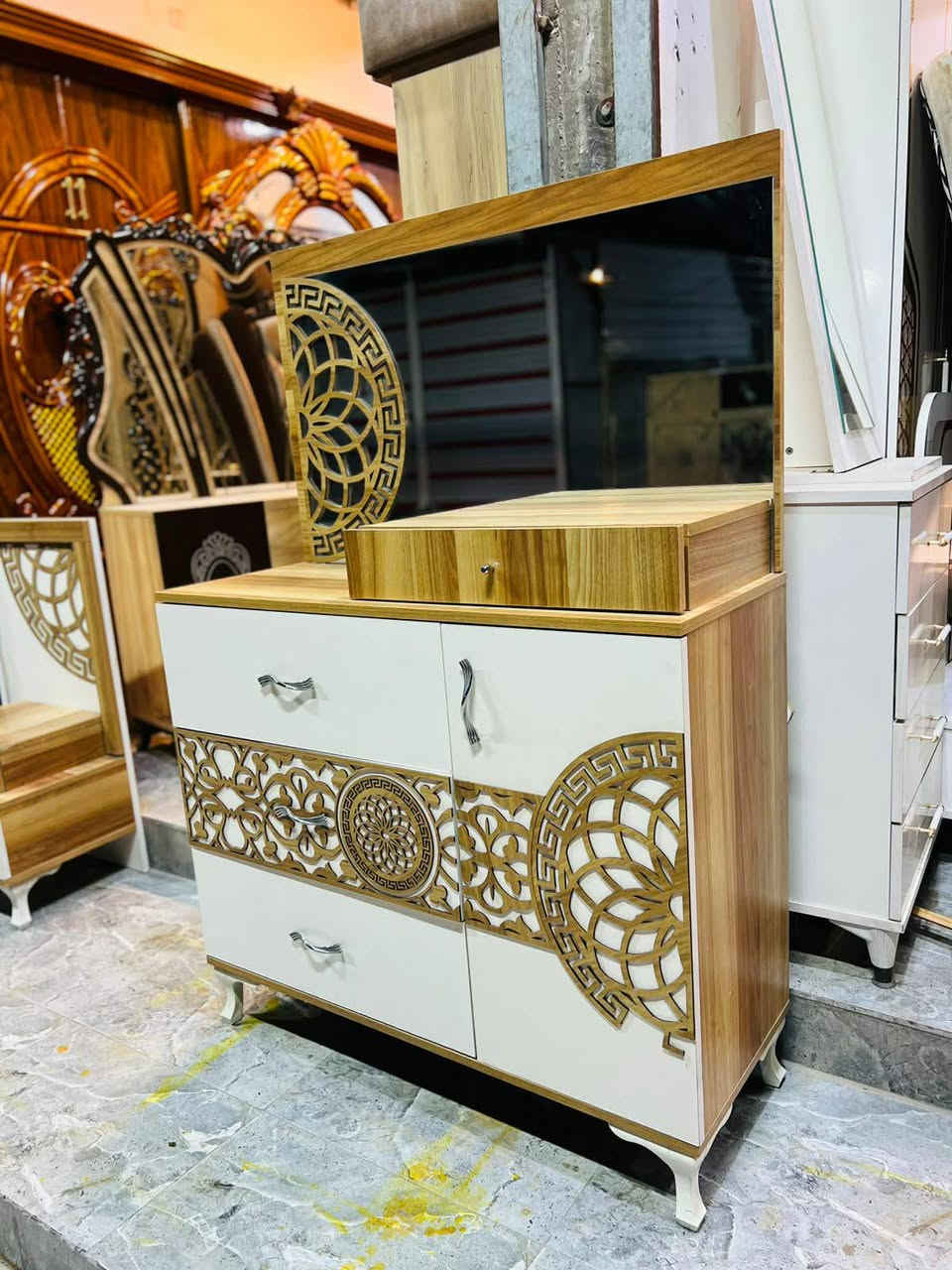 غرفة🇹🇷تركي    
8 قطع صبغ حراري ✨
نضام سلايت  برغي وجوي حديد  
نضافة 90٪💯
 
شد ونقل داخل بغداد مجاني محافظات بكروة 🚛


**إذا كنت صاحب هذا الإعلان وتريد حذفه لأي سبب، رجاءا أرسل رسالة إلى الدعم الفني**