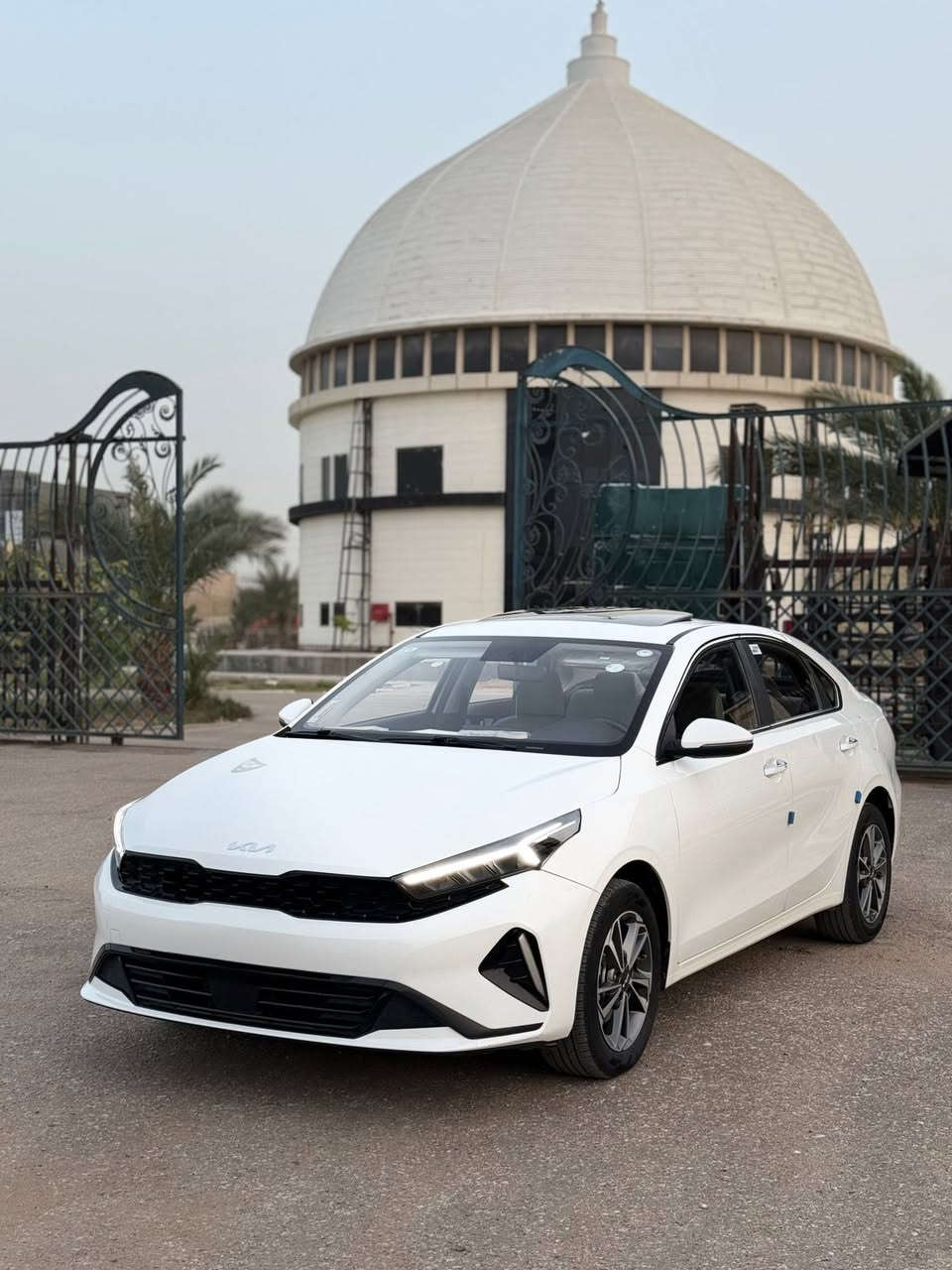 السلام عليكم للبيع للبيع K3 موديل ٢٠٢٤ فول مواصفات ١/١
بيها بارد شبر بلجاملغ الامامي سياره حديده بمعنا الكلمه 
ماعايزه شي مال جناي رقم اربيل وكاله وتحويل مضمونات 
مكاني نجف كوفه شارع المطار يم جوهره العرب  
سعر ١٣٤ وبيها مجال 

***********
