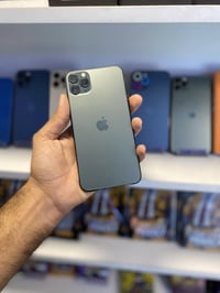 آيفون ١١ برو ماكس • ٢٥٦ • شاشه وكالة