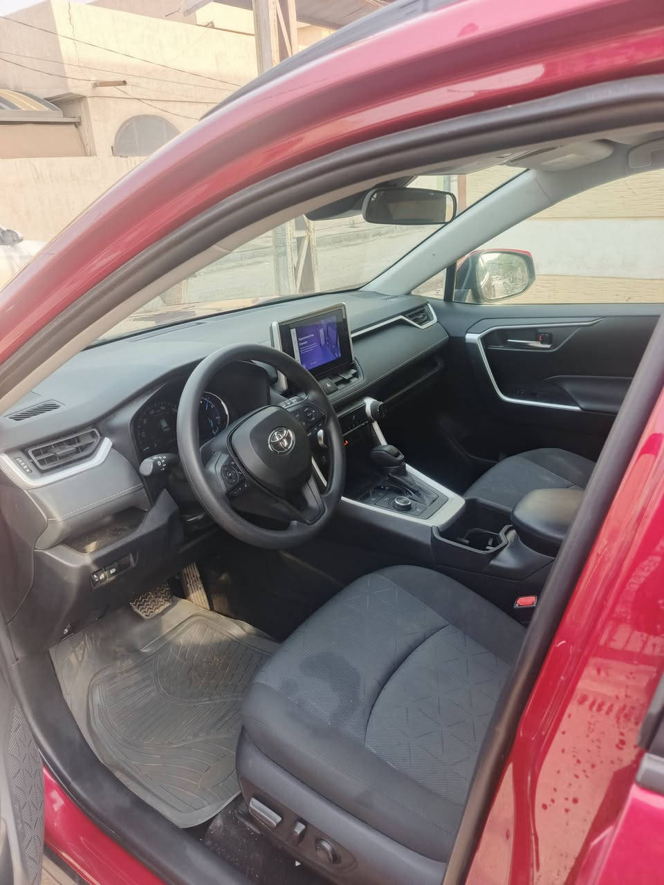 السلام عليكم راف فور هايبرد 2024 مرقمة بغداد باسمي اللون احمر ماشية 8000 فئة xle فول مواصفات بدون صبغ وبدون بارد وبدون تبديل مكفولة فقط دعامية مبدلة اصلية سيارة جديدة بدون نقص مكاني ديالى بعقوبة
صور الحادث ورقم الشاصي مرفق بلمنشور
السعر 253
***********
