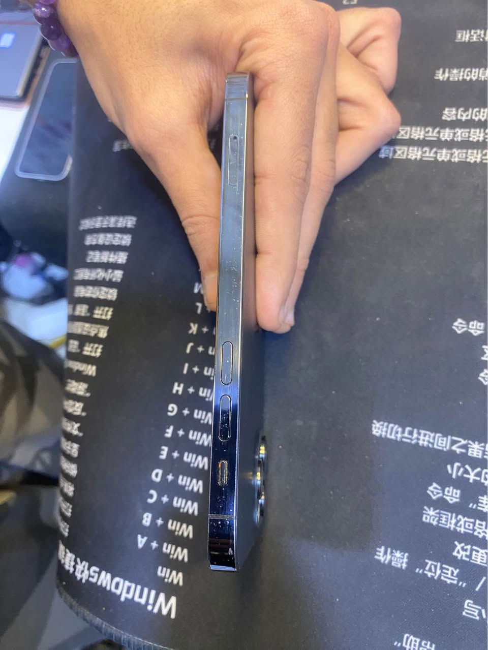 سلام عليكم 

ايفون 12 برو  فقط ممفتوح وتر بطاريه 76 ذاكره 256 كلشي شغال بلادي ع وضع الشركه 

350وبي مجال بسيط 
مكاني بغداد حي او بغداد, العراق


**إذا كنت صاحب هذا الإعلان وتريد حذفه لأي سبب، رجاءا أرسل رسالة إلى الدعم الفني**