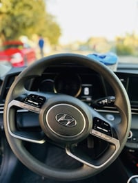 النترا للبيع فقط  الموديل 23  اللون اسود  فول مواصفات ما عدا البنوراما...