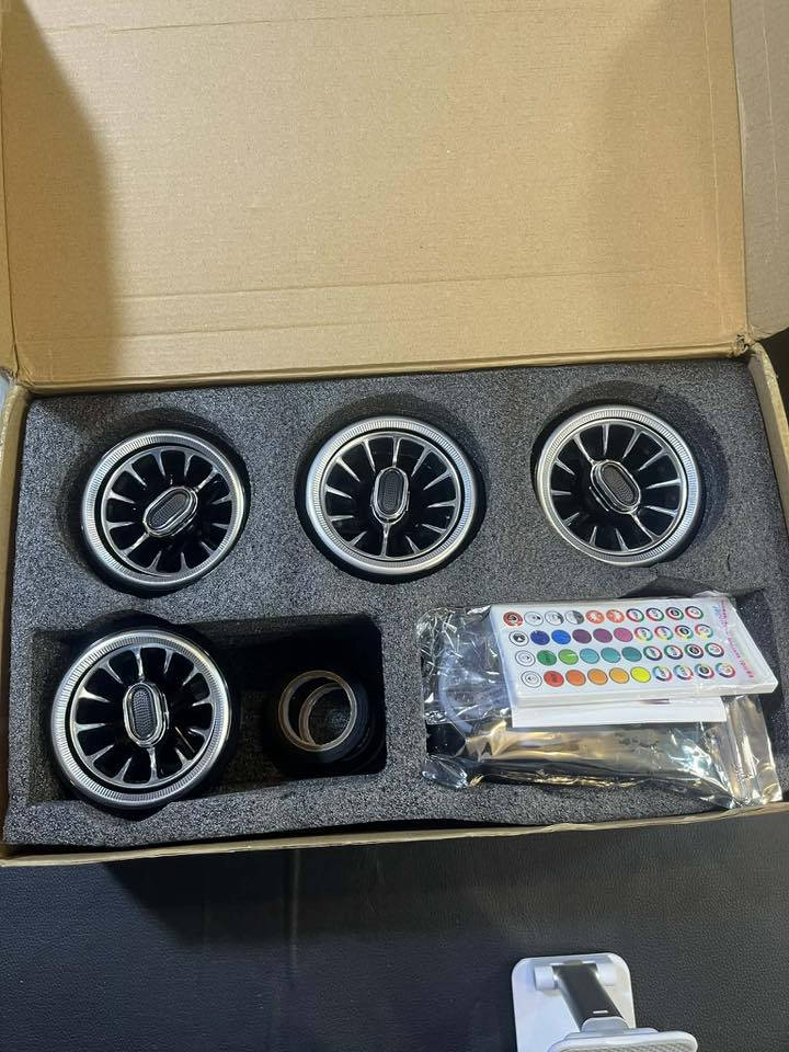 السلام عليكم.
اغراض ستنكر للبيع: 
غلافات تيربوات كاربون فايبر
سبير جديد منازل هذا التراب العليه مال مطر😁
عدة جك كاملة+كتلوك
دكتات تبريد اللوان متغير جديد بالكارتون

الي تريدة دز صورتة واتساب

‭٠٧٧٦ ٦٩٩ ٨٦٦٨‬
مكاني بغداد
متوفر توووووصيل
