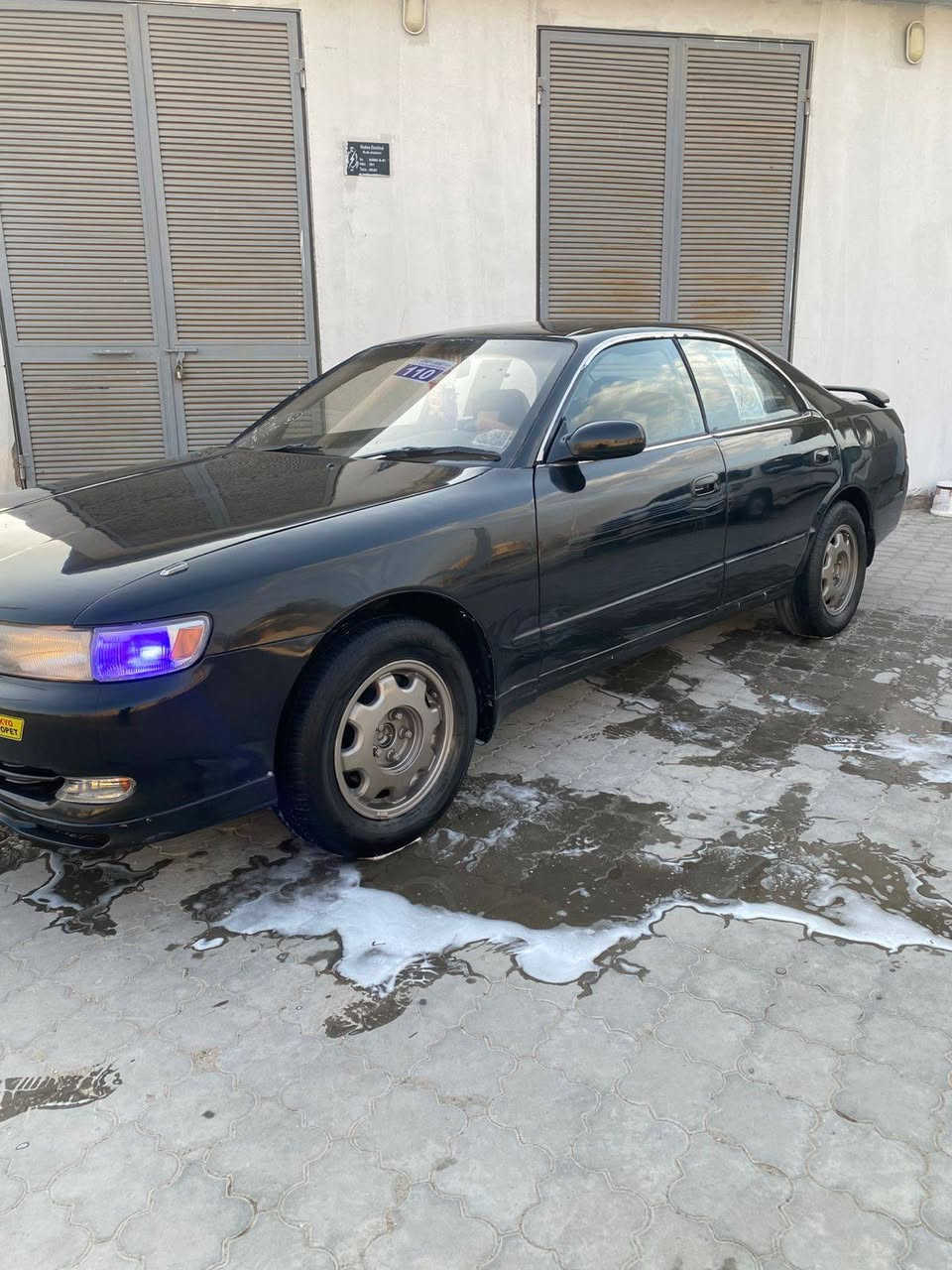 سلام عليكم شيزر للبيع رقم بصراه ألماني مشروع وطني سنويه جديده ٢٠٢٧ راعيه موجود يمي شرط تحويل موديل ٢٠٠٠ سياره مكفول كص ونقل جثه وضربه  مصبوغة جماليه مكينه ونجي بل كارتون كير نظيف حداديه جديده سياره كهربائيات كله شغال تخم تاير ويلكب جديد دوخل جداد سياره تخبل السعر ٤٥ وبيه مجال مكاني البصره وهاذ رقمي ***********وانه خادم
