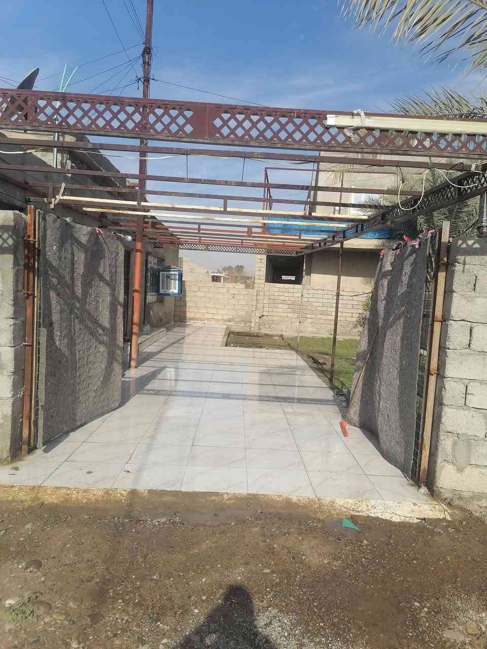 السلام عليكم
بيت الليجار نهاية بعاجة عل سايدين غرفتين وهول وربعة جبيرة بيت جديد كلو سيراميك مرتب وحلو
الايجار 250
***********
