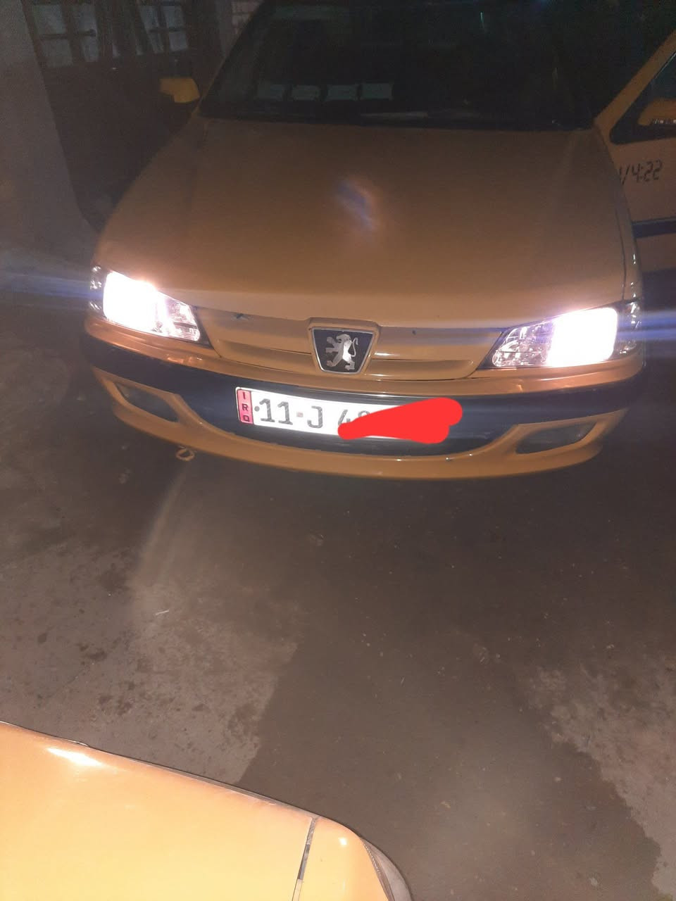 السلام عليكم من رخصة صاحب الكروب اخوان اني مكلف بلنشر سياره بيجو بارص ٢٠١٥ بغداد مصفره غرامات عليها هيئه مال سنه عل صاحبها    سياره حلوه نظيفه ٨٠%١٠٠ تدفئه تبريد محرك كير صدر تايرات كلها مكفوله بيها جاملق الايمن بيها تبديل الجامات مشكلات بيها روله بي صوت فقط السعر ٤٠ بيها مجال ***********
