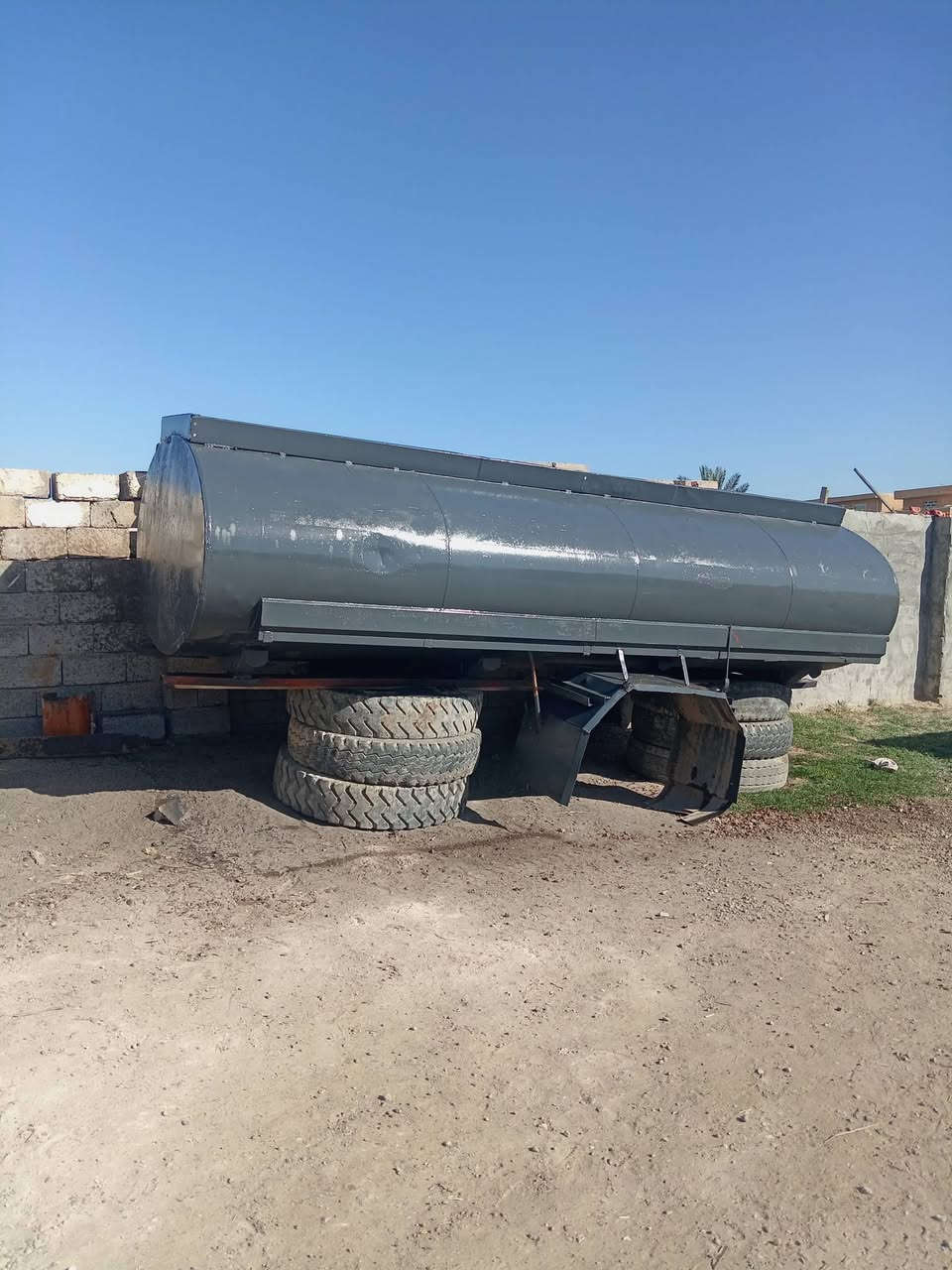 السلام عليكم تانكي مال اقجم اللبيع جاهز كبل الشغل مكان ابو غريب براهيم ابن علي ***********
