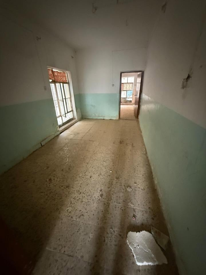 🏘️دار للبيع بمساحة 144م طابقين الموقع النجف الإشراف 

🔚حي الاشتراكي خلف مستشفى 🏥 الزهراء عرض الشارع 12

🔚الواجهة 7📐وربع ونزال 20م

🔚يحتوي على أربع 4️⃣ غرف نوم🛌+استقبال +كلدور مطبخ 

🔚مجمع صحيات 🛁الدار صالح للسكن يباع قطعة أرض

للأستفسار اكثر يرجى التواصل على الأرقام التالية ✅👇

***********📞 علي الكلابي

*********** واتساب 👉سيف علي الكلابي
