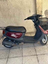 دراجه للبيع نضيفه مامفتوحه المكينه ومامجفته للتواصل رقمي 07831306373