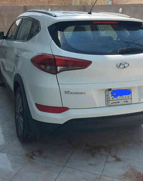 السلام عليكم توسان للبيع
رقم بغداد باسمي
داخل محرك كير مكفول 
 كلشي مكفول عدا الواضح بالسونار
موديل ٢٠١٨
السعر18200$مجال بسيط حق الجية
تواصل فقط واتساب مراسلة فقط
***********
ماشية ٢٢٥كم قابل للزيادة
على ايد وحدة السيارة
