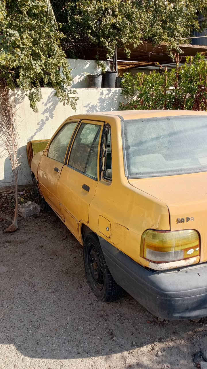 سايبا موديل 2011 متروكة رقم بغداد مصفرة هيئة وغرامات تحويل نفس اليوم السيارة تعبانة السعر 17 ورقة مكاني بغداد شارع النضال قرب وزارة التعليم رقمي ***********
