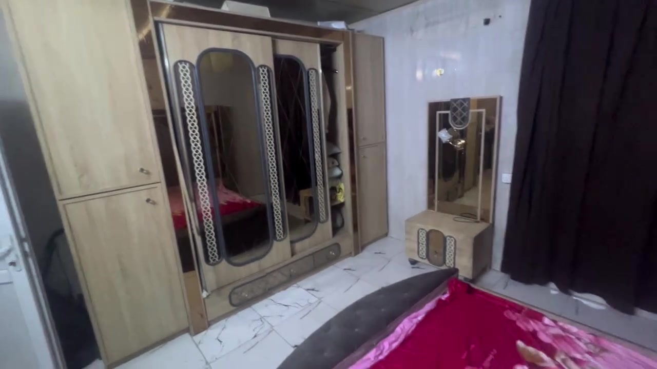 9 قطع—نظافه 100‎%‎ —سرير بي مخزن
مكانها بغداد حي الخضراء —قفلها 400 الف


**إذا كنت صاحب هذا الإعلان وتريد حذفه لأي سبب، رجاءا أرسل رسالة إلى الدعم الفني**