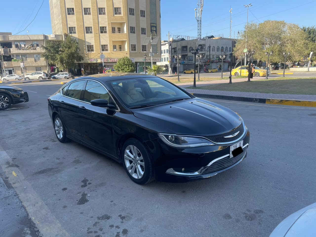 Crysler c200،،، موديل 2016
محرك 2400 بلادي وكير بلادي
رقم بابل أنكليزي .. السيارة بأسمي
المواصفات….
بصمة تشغيل
بصمة ابواب
بصمة جنطة
تشغيل عن بعد
داخل جلد
شاشة كبيرة اصلية وبلادية
كشنات كهرباء
كشنات تدفئة
أستيرن تدفئة
تبريد قطعتية مناخي
كير 9 نمر +شفتات 
منظومة لايت زنون مقبول بلهزة
تحكم بلمري كهرباء
السيارة عليها ادامة كاملة 
1 برمجة مروحة الحماوة متعبر ال95
2 مسطرة نوزلات مال تفصيخ بلادية
3تخم بلكات تشامبيون جديدة 
4 باتري جديد الماني ضمان سنة
5ادامة كاملة لمنظومة التبريد
حادثها بنيد وجاملغ ومباوك شبر بباب الصدر والسونار بلمنشور
مشروع وطني بأسمي 
السعر 108 وبيها مجال 

مكانها بغداد اعظمية ***********
