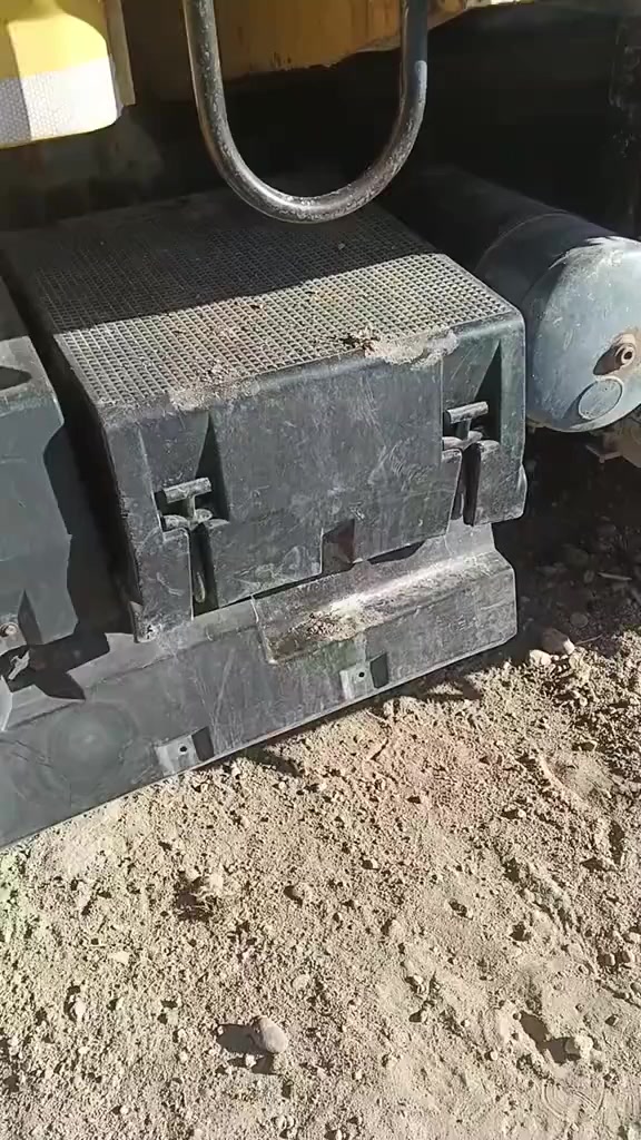 سكانيا 112 موديل 86 شاصي بلادي قماره صبغ الشركه نظيفه معنى الكلمه كله شرط  محرك عادي معمر سياره كله 13 شرط تحويل رقم نينوى نكليزي سنويه 28 مثبته بودي سعر 25 مليون ونص بيها مجال  الموشاراي  لا يخابرني مكانه دهوك


**إذا كنت صاحب هذا الإعلان وتريد حذفه لأي سبب، رجاءا أرسل رسالة إلى الدعم الفني**