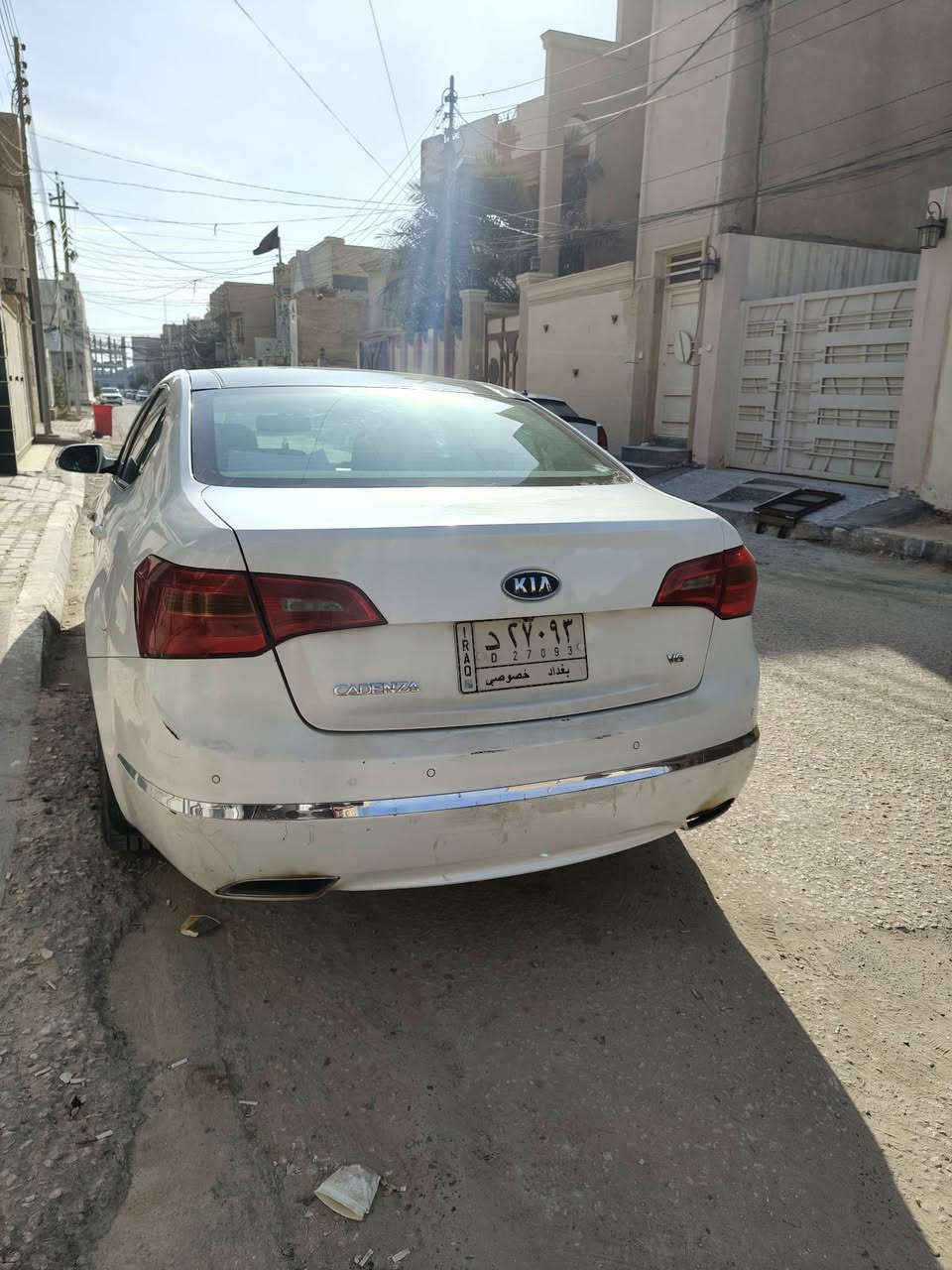 للبيع كيا كادينزا 2011 خليجي
فول مواصفات ملكيه 1/1
محرك:3500
رقم بغداد 
بيه 3قطع صبغ جاملغ وباب صفحه السائق 
جاملغ عكس جهة سائق 
مواصفات سياره معروف 
السعر:108ورقه وبيه مجال حك جيه 
مكان سياره كربلاء 
***********
