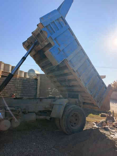 السلام عليكم كلابه سكانيا للبيع محرك جديد لا تنقيص ولا تبخير كير 5__5 بودي جديد تايرات جدد محركه 112. ونص التصال ***********
