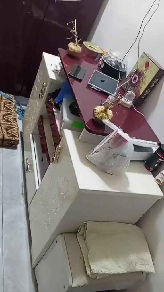 للبيع 
غرفة نوم كامله السعر 550 وبيها مجال 
الشراي يتفضل خاص 
مكانه فلوجه


**إذا كنت صاحب هذا الإعلان وتريد حذفه لأي سبب، رجاءا أرسل رسالة إلى الدعم الفني**