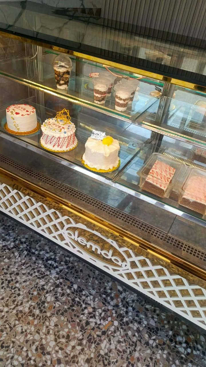 عارضة كيك للبيع شغاله رايدتهه550 وبيهه مجال حجم كبير  المكان بغداد


**إذا كنت صاحب هذا الإعلان وتريد حذفه لأي سبب، رجاءا أرسل رسالة إلى الدعم الفني**