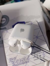 ايربود ايفون • بدون كارتون • توصيل