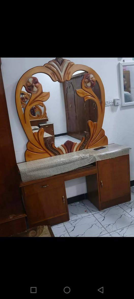 @إشارة جربايه ملحقاته معه الدوشك للبيع السعر 200وبيها مجال


**إذا كنت صاحب هذا الإعلان وتريد حذفه لأي سبب، رجاءا أرسل رسالة إلى الدعم الفني**
